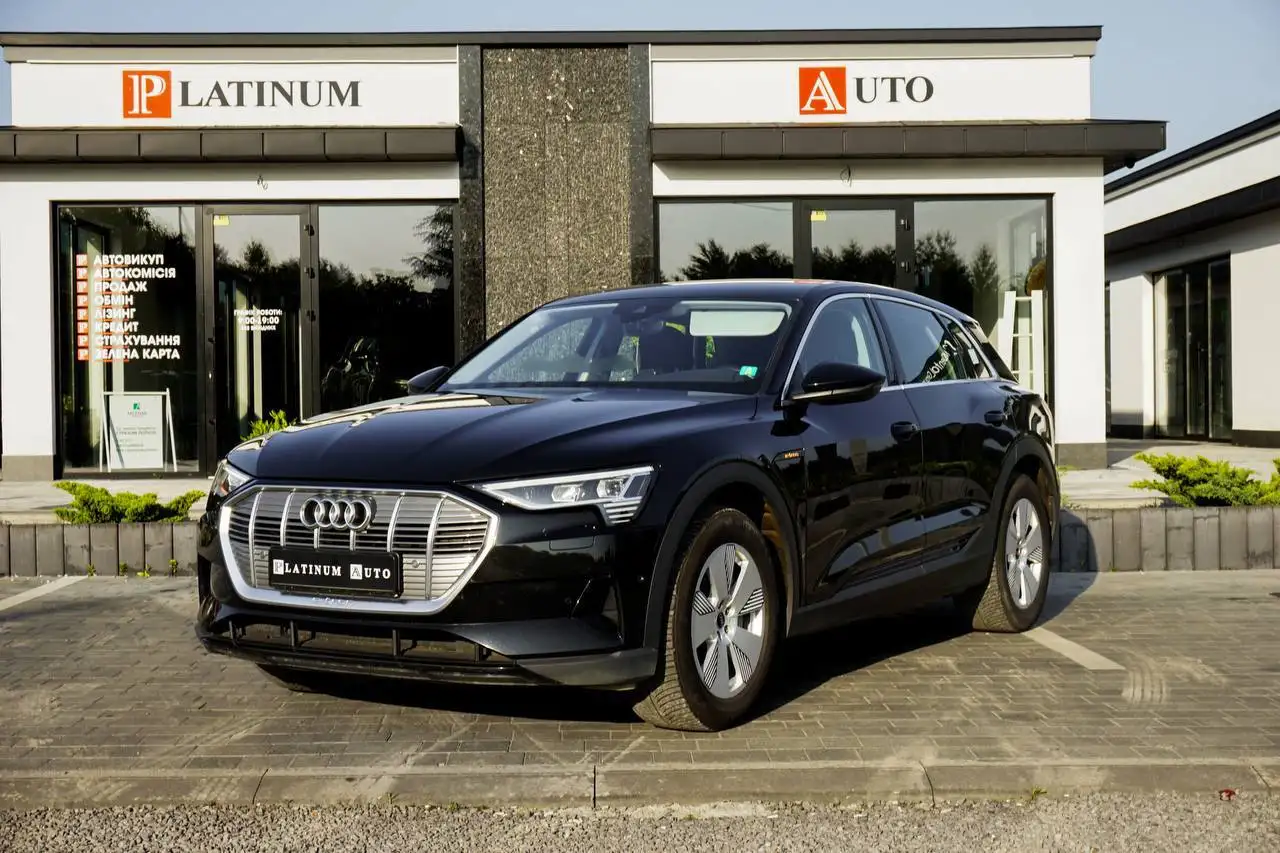 Audi e-tron 55 quattro 2021