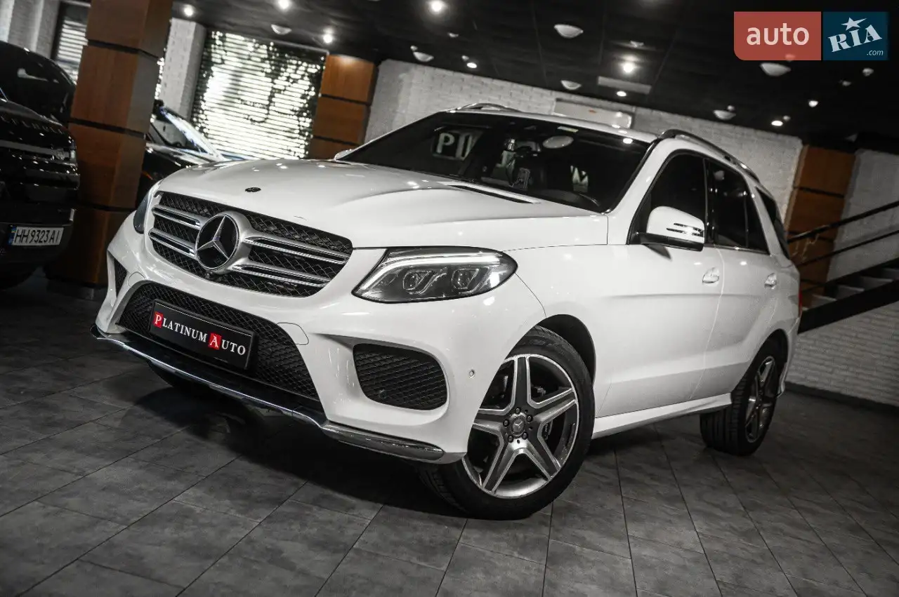 Mercedes-Benz GLE-Class 2016 W166 • 250d G-tronic (204 к.с.) 4Matic • Artico